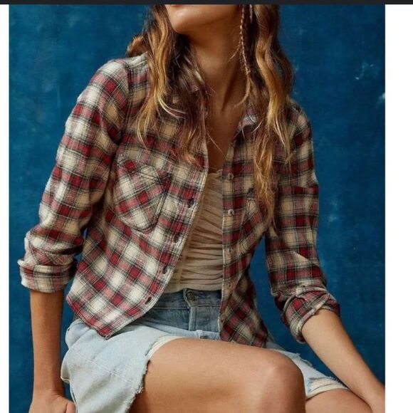 NWT Urban Outfitters size small Dakota cropped red white flannel button up - Picture 1 of 9